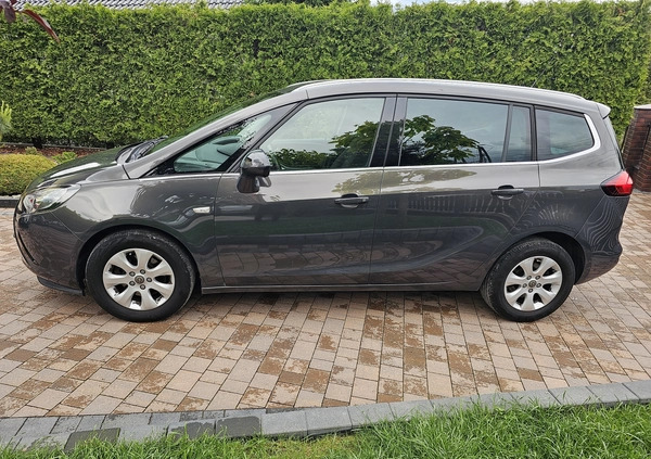 Opel Zafira cena 35900 przebieg: 204500, rok produkcji 2015 z Brzesko małe 92